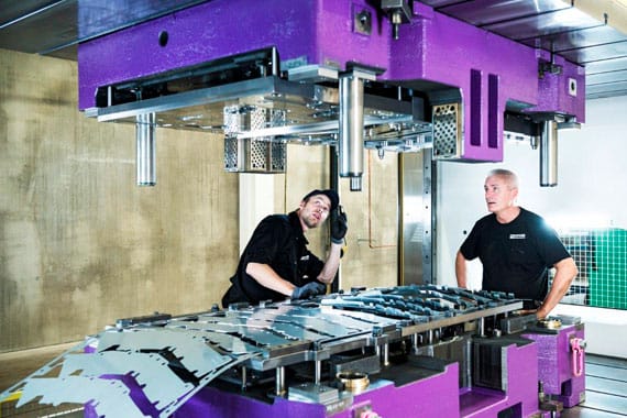 Try-out-Hydaulico-1000-Ton-automotive-part